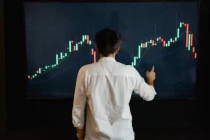 Strategizing Success: Key Approaches in Binary Options Trading