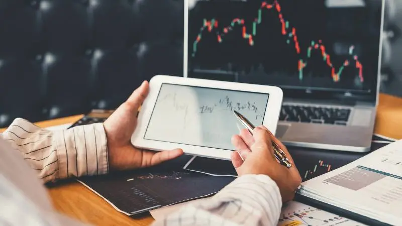 Diversifying Your Trading Portfolio with Binary Options: A How-To Guide